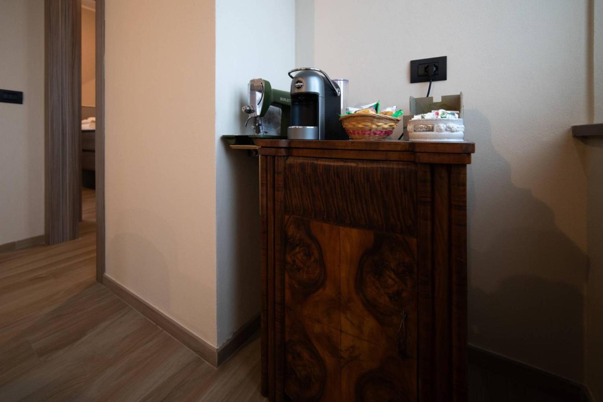 Casa Rubbo - Appartamento In Collina 'Monviso' Alba  Exteriör bild